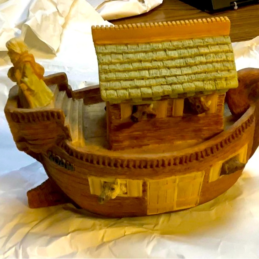 Noah’s Ark keepsake!